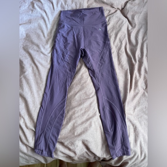 Purple TLF sports leggings! Great condition!! - Picture 3 of 6